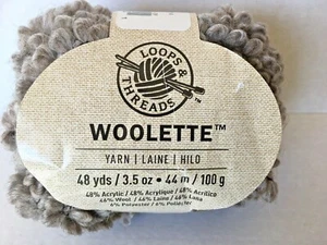 Loops & Threads WOOLETTE Yarn Gray #4 Lot 1646 48 Yards Super Bulky New - Picture 1 of 4