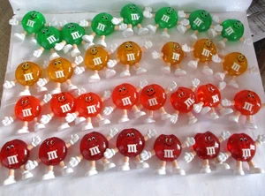 Vintage Set 30 M&M Christmas Light Covers Green Yellow Orange Red - Picture 1 of 3