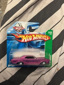 hot wheels super treasure hunt 64 buick riviera - Picture 1 of 4