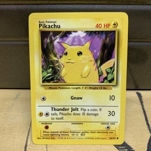 Pokémon Pikachu Yellow Cheeks 58/102 Vintage Base Set Non Holo A - Picture 1 of 2