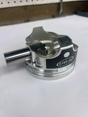 Juego de pistones forjados ICON IC874.030 con anillos Ford 351C Foto 1 de 4