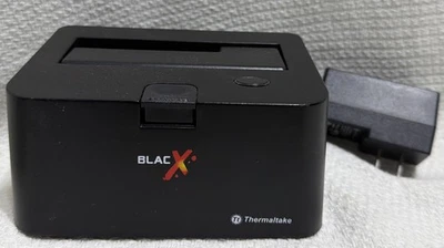 Thermaltake BlacX N0028USU 2.5” 3.5” USB 2.0 Hard Drive Docking Station(G-1) - Image 1 of 4