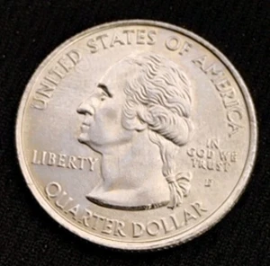 2008 P Arizona Burnished Strike Quarter - Golden Tone/Matt - Picture 1 of 6