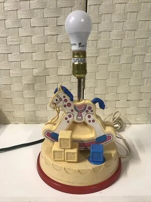 Винтажная лампа для лошади-качалки Fisher Price ночник музыкальная шкатулка 1984 без абажура - Изображение 1 из 4