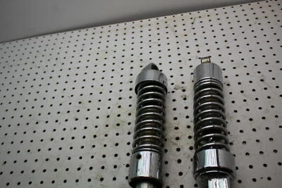 Amortiguador trasero Suzuki Intruder 750 vs750 1991 (#482) Foto 1 de 4