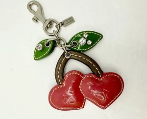 Coach Japan Kirsche Anhänger Clip Logo Taschenanhänger Schlüsselanhänger japanische limitierte Auflage - Bild 1 von 6