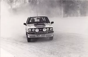 FOTO ORIGINAL FORD ESCORT RS2000 HEY666 RALLY SUECO 1978 DIFERENTE OLSSON ÉPOCA - Imagen 1 de 2