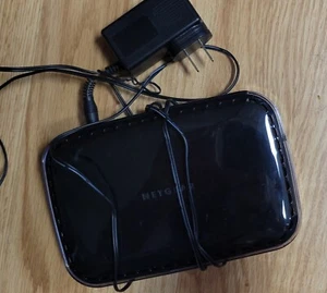 NETGEAR N600 WN2500RPv.2 - Uniwersalny dwuzakresowy przedłużacz zasięgu WiFi - Zdjęcie 1 z 3