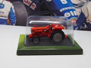 HATCHETTE / UH - 1966 RENAULT SUPER 6D - ORANGE - Modelltraktor im Maßstab 1:43 - Bild 1 von 5