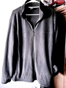 Star Fleece  Black Zip Up Jacket Size L  - Picture 1 of 3