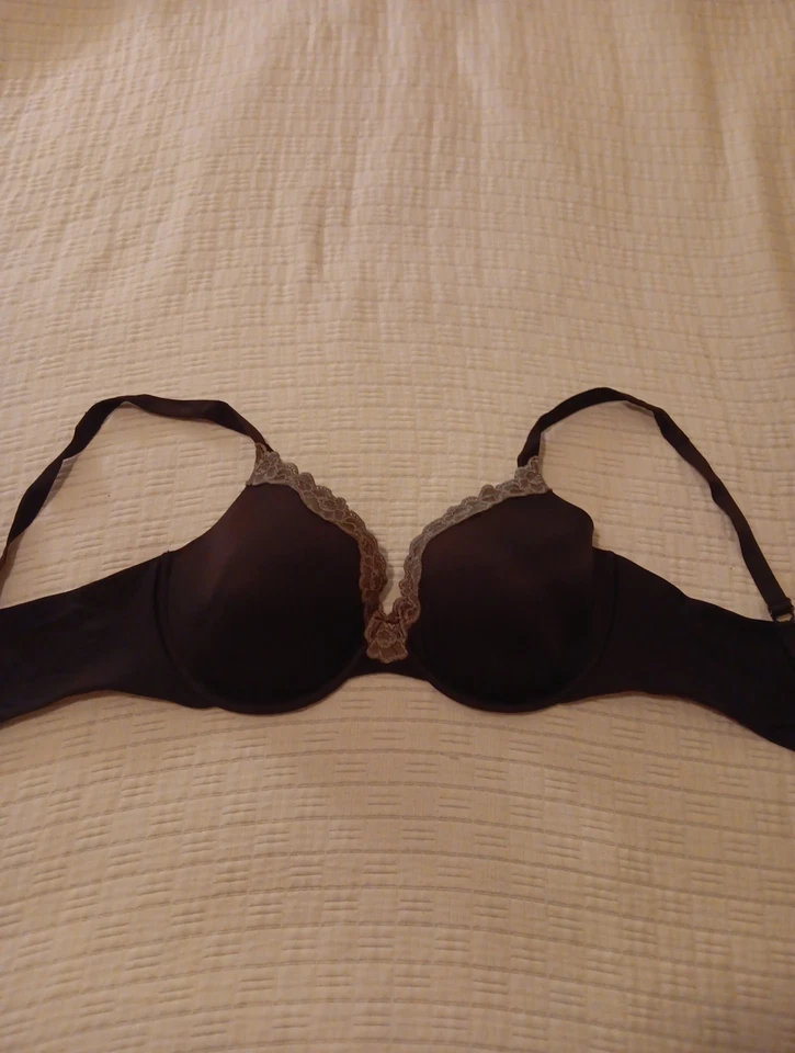 Sweet Nothings Women's Size 38DD Underwire Bra Black With Lace - Image 1 of 4