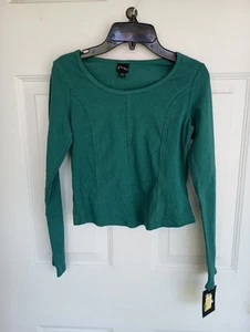 Art Class Green Crop Top Girls Size M-8 - Picture 1 of 4