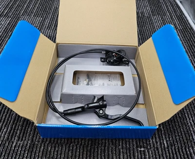 Manguera de freno de disco hidráulico delantero Shimano BL-MT200/BR-MT200 MT200 800 mm negra Foto 1 de 4