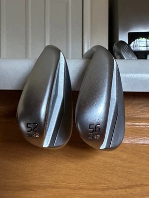 Juego de cuñas Ping Glide 4.0 punto negro 52 grados (SS) 56 grados (SS) Z-Z115 eje(s) Foto 1 de 4