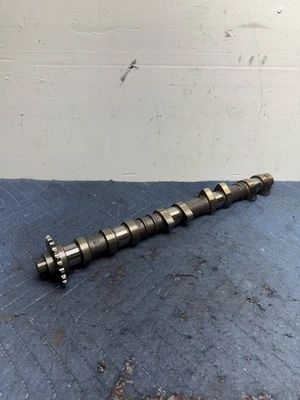 Árbol de levas de escape del lado derecho del pasajero 98-03 Jaguar XJ8 X308 4,0 L NNE2504AB OEM Foto 1 de 4