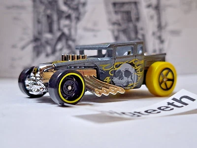 2024 Hot Wheels Mystery Car Models Series 2 #4 Bone Shaker Skull - Image 1 of 4