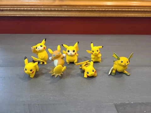 Pokemon TOMY Pikachu & Raichu Lot Of 7 Figure Lot Nintendo Cover