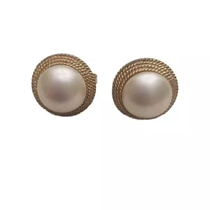 Vintage Trifari Gold Tone Faux Pearl Pearls Earrings - Picture 1 of 6