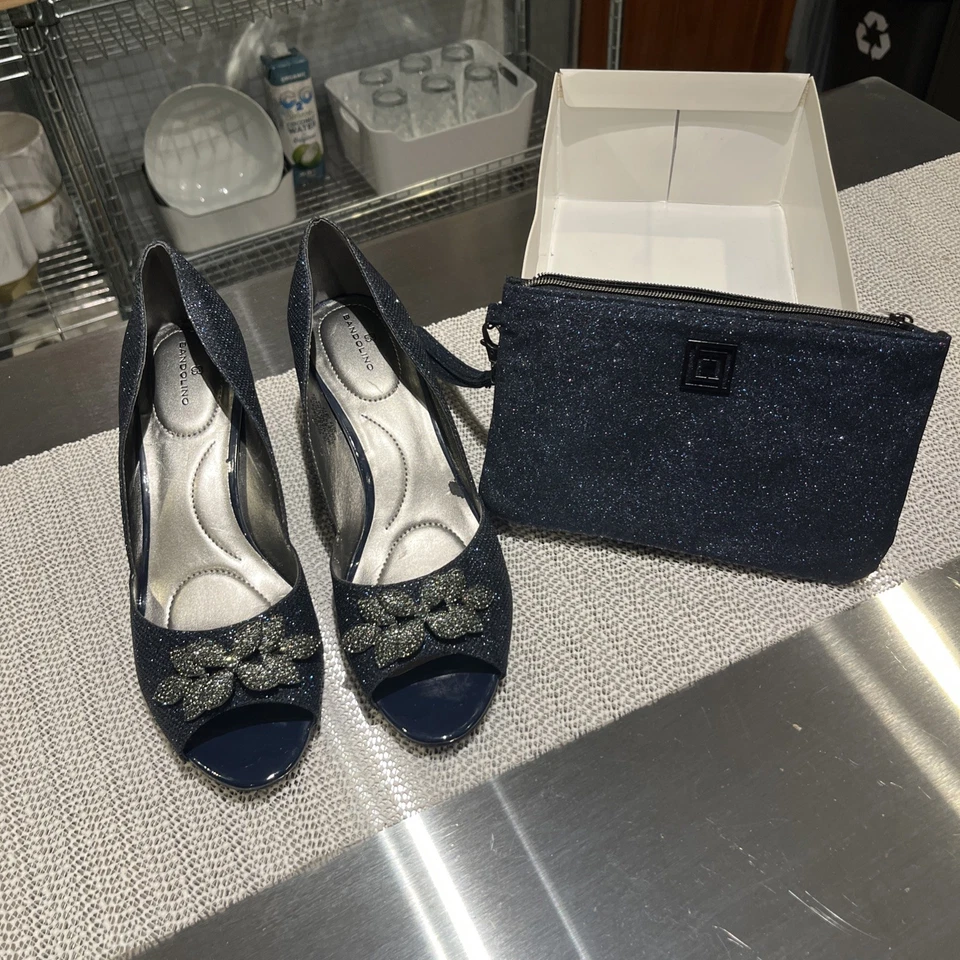 Zapatos de salón Bandolino NIELLA azul marino brillante noche punta abierta, talla 10M nuevos en caja Foto 1 de 4