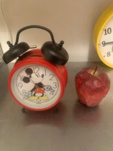 Vintage Disney Mickey Mouse Doppelglockenwecker - Ex n5 - Bild 1 von 3