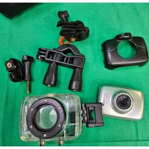 VIVITAR-DVR781HD 5.1 MP 720p Camcorder Lightweight Camera  W Waterproof Case Etc - Picture 1 of 9