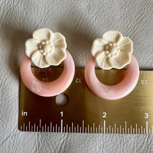 Pink and Cream Floral Earrings Avon Changeable - Picture 1 of 3