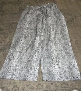 Calvin Klein Womens Pants Gray White Snake Print Pull On Sz XL X-large Wide Leg - Picture 1 of 5