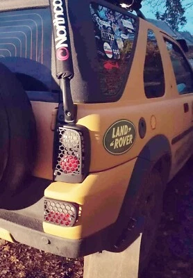 landrover freelander 1 face lift REAR LIGHT GUARDS (full set)  - Image 1 of 4