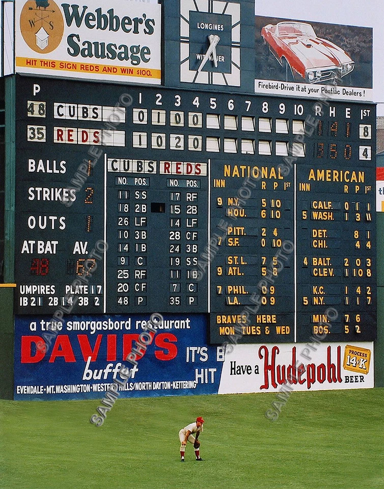 CROSLEY FIELD 1967 CINCINNATI REDS PETE ROSE TERRACE SCOREBOARD 11 X 14 PHOTO - Image 1 of 1