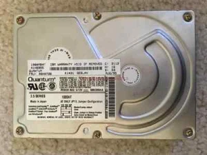 1080AT QUANTUM 1.08GB IDE 3.5 HARD DRIVE 1.0GB INCH - HP SERVICE SPARE - Afbeelding 1 van 5
