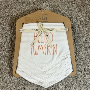 Baberos Rae Dunn Baby My First Holiday blanco crema conjunto de 5 broches de algodón - Imagen 1 de 8