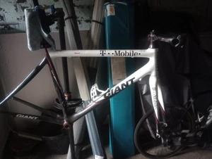 T-Mobile Giant Carbon Frame. - Picture 1 of 5