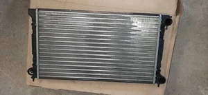 RADIATORE RAFFREDDAMENTO VOLKSWAGEN GOLF II PASSAT SCIROCCO 1.6 1.8 TA343 883727 - Picture 1 of 4