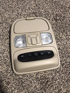 04-10 Toyota Sienna Overhead Over Head Console Control Unit Dome Light - Picture 1 of 4