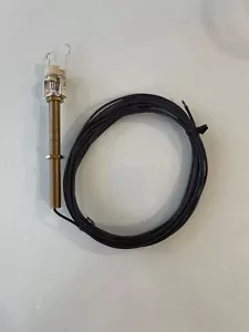 Halogen pendent replacement socket and cable - Picture 1 of 5