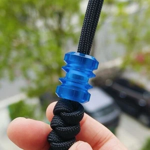 Cuchillo de resina azul cordón collar de cuentas paracord colgante pulsera hacer cuentas EDC - Imagen 1 de 7