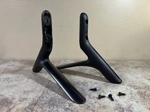 LG 50LF6090-UB TV Stand/Legs with bolts - Picture 1 of 8