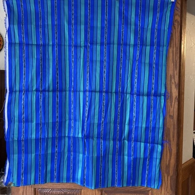 Tela de seda tailandesa vintage azul y verde con hilo tono plata tejido Foto 1 de 4