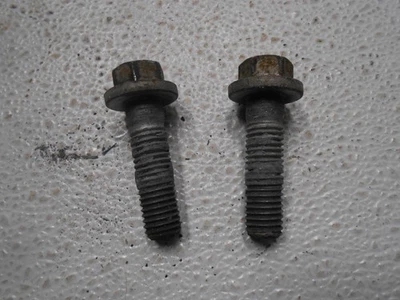 2011 凯迪拉克 CTS 前刹车卡钳支架螺栓右右手或左 LH — 第 1/4 张图片