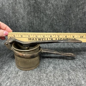 Cast Iron Metal Potato Press Ricer Masher Rusty Crusty Vintage Kitchen Decor - Picture 1 of 12