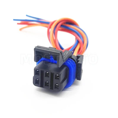 Conector de luz trasera 12101854 para Chevy Classic 2004-2005 1997-2003 Malibu Foto 1 de 4