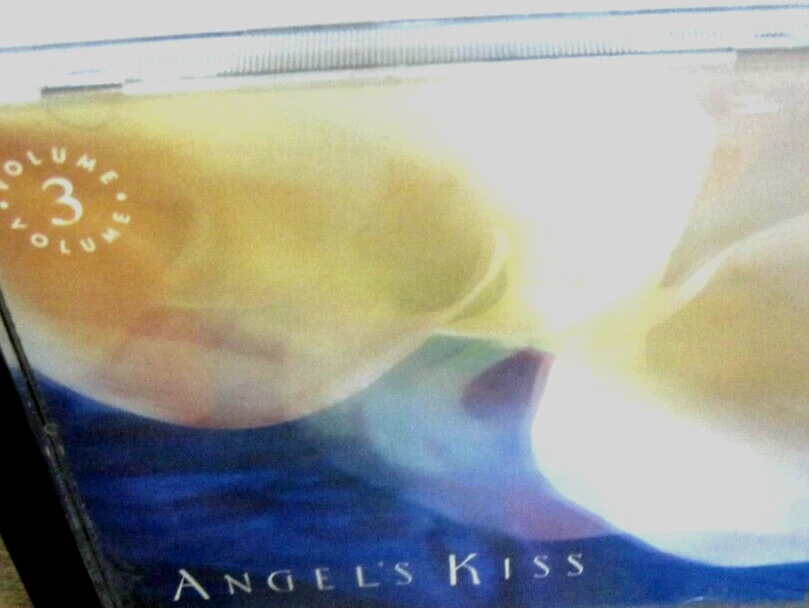 Angel's Kiss Foto 1 de 1