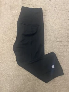 Victoria Secret VSX Leggings Knockout Women's Size Small Black Sport Crop - Picture 1 of 4