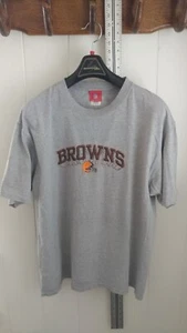 Cleveland Browns. XLG T Shirt Official NFL 80% Cotton Embroidered Graphic - Picture 1 of 8