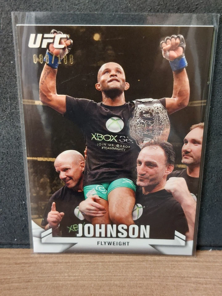 Demetrious Johnson #55 2013 Topps UFC Knockout Gold #088/188 - Image 1 of 2