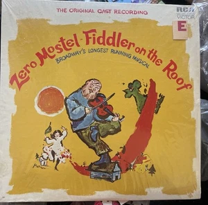 FIDDLER ON THE ROOF ZERO MOSTEL SOUNDTRACK VINYL LP - ORIGINAL Cast ALBUM 1964 - Picture 1 of 15