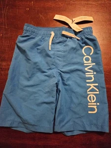 Calvin Klein Jungen Logo Boardshorts, Größe 10/12, Medium - Bild 1 von 3