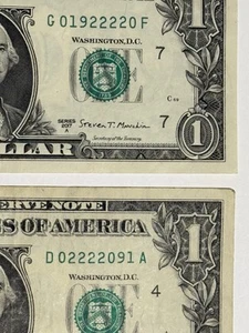 Four In A Row 2s Reverse Set 2 Dollar Bills D02222091A Fancy Serial Number $1 ¥ - Picture 1 of 10