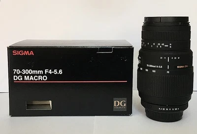 Sigma 70-300mm f/4-5.6 DG Macro Pentax Lens (boxed) - Image 1 of 4
