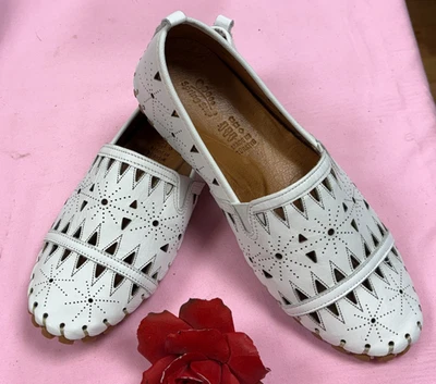 NEW-Spring Step- Women’s White Fusaro  Laser Cut -White leather Loafers.Sz-8.5 - Image 1 of 4